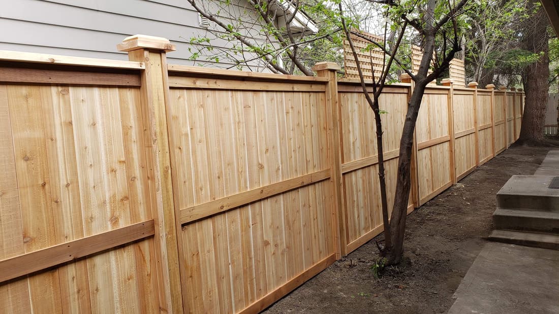 fence picture tile 12