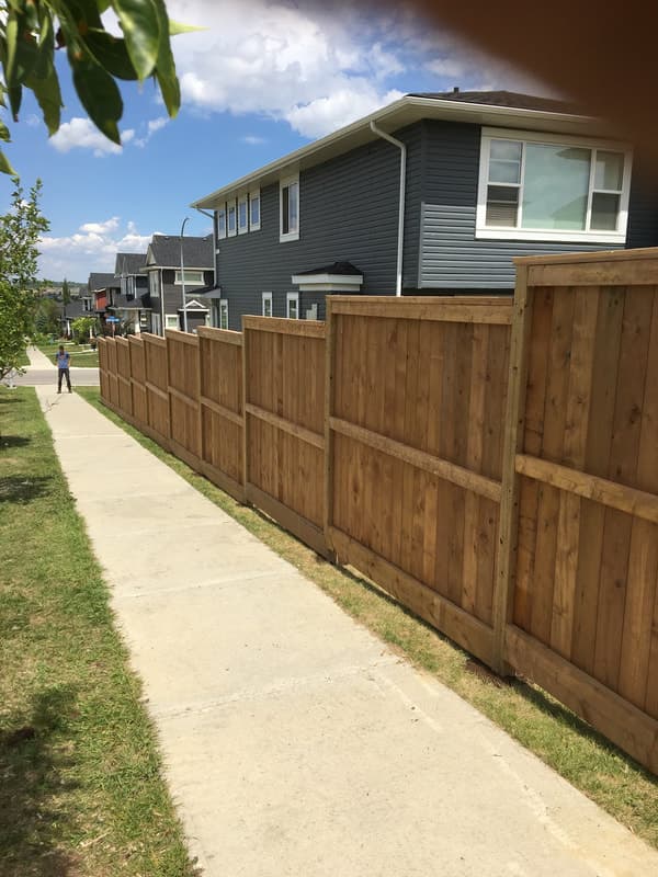 fence picture tile 24